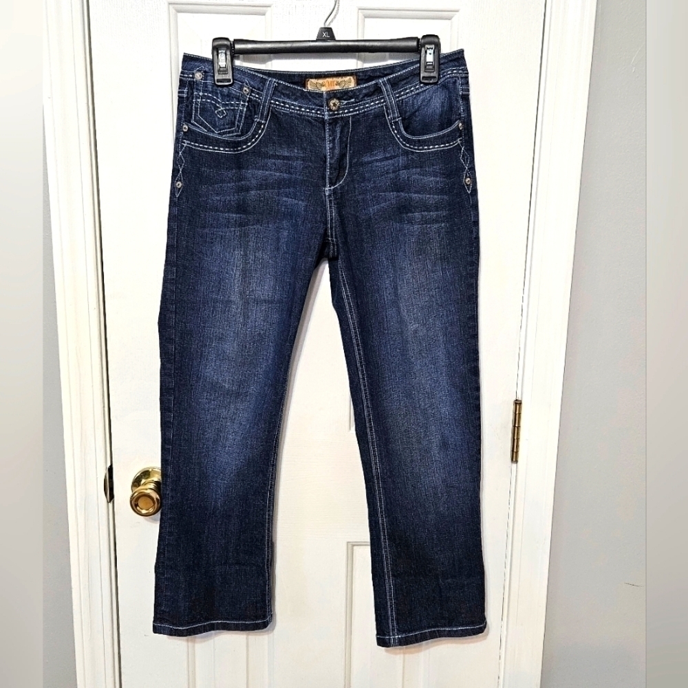 YMI Jeans Size 7 or 29 Waist